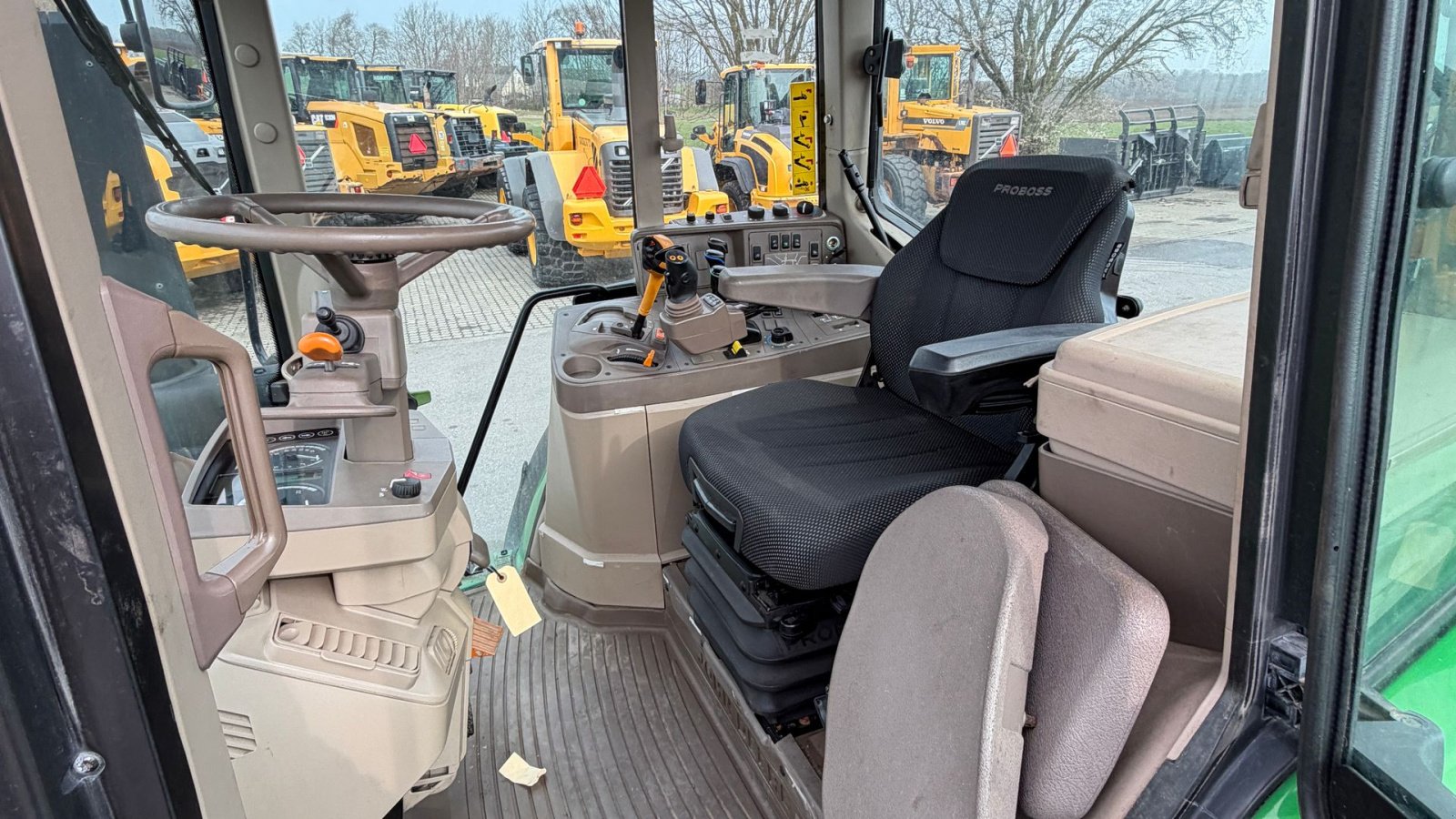 Traktor du type John Deere 6155M KUN 3600 TIMER OG FULD AFFJEDRING!, Gebrauchtmaschine en Nørager (Photo 14)