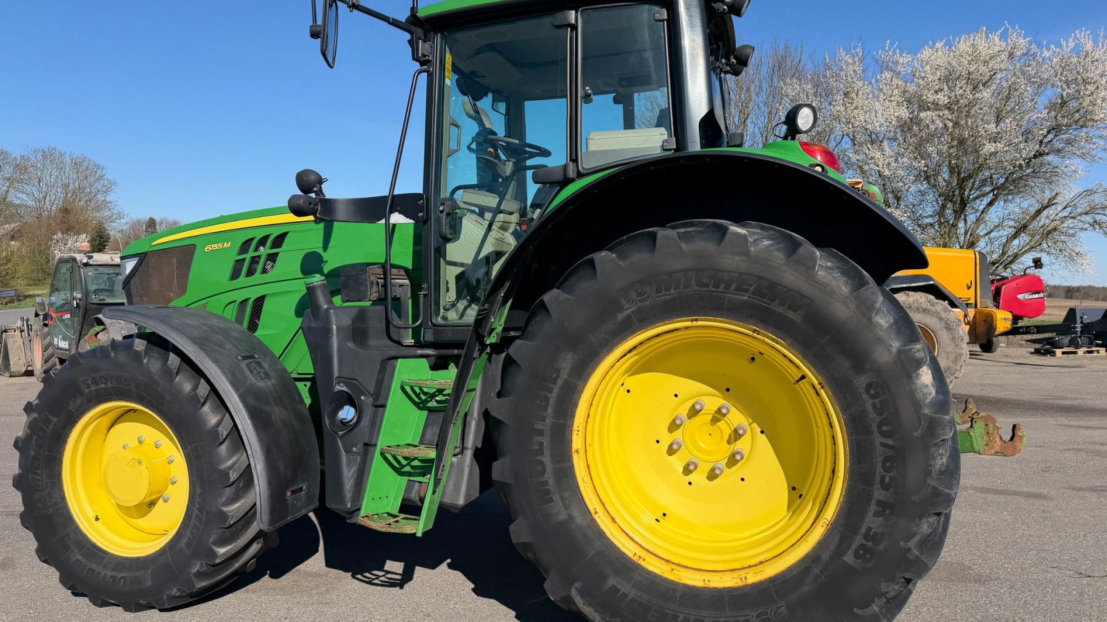 Traktor типа John Deere 6155M KUN 3600 TIMER OG FULD AFFJEDRING!, Gebrauchtmaschine в Nørager (Фотография 4)