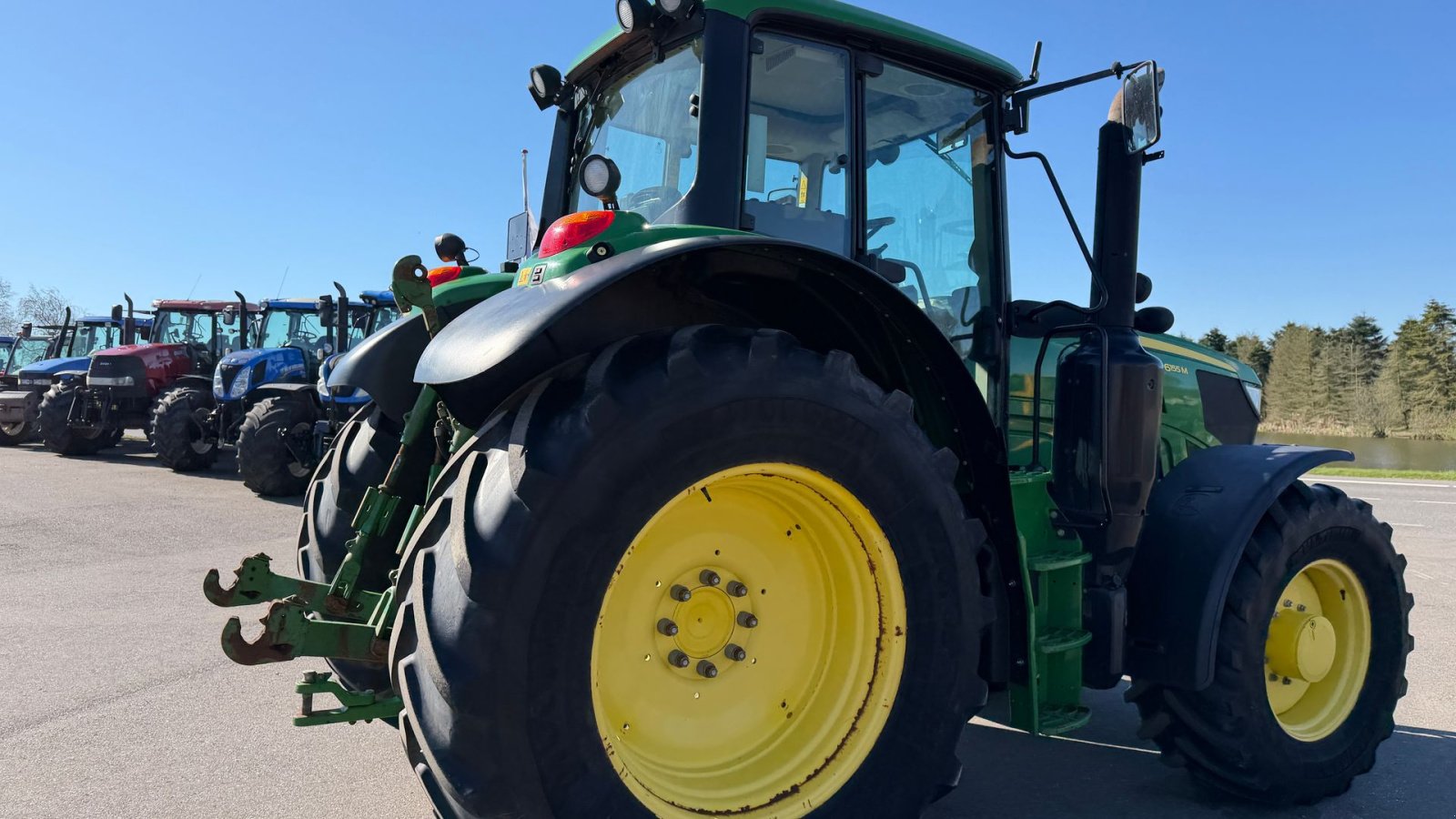 Traktor типа John Deere 6155M KUN 3600 TIMER OG FULD AFFJEDRING!, Gebrauchtmaschine в Nørager (Фотография 9)