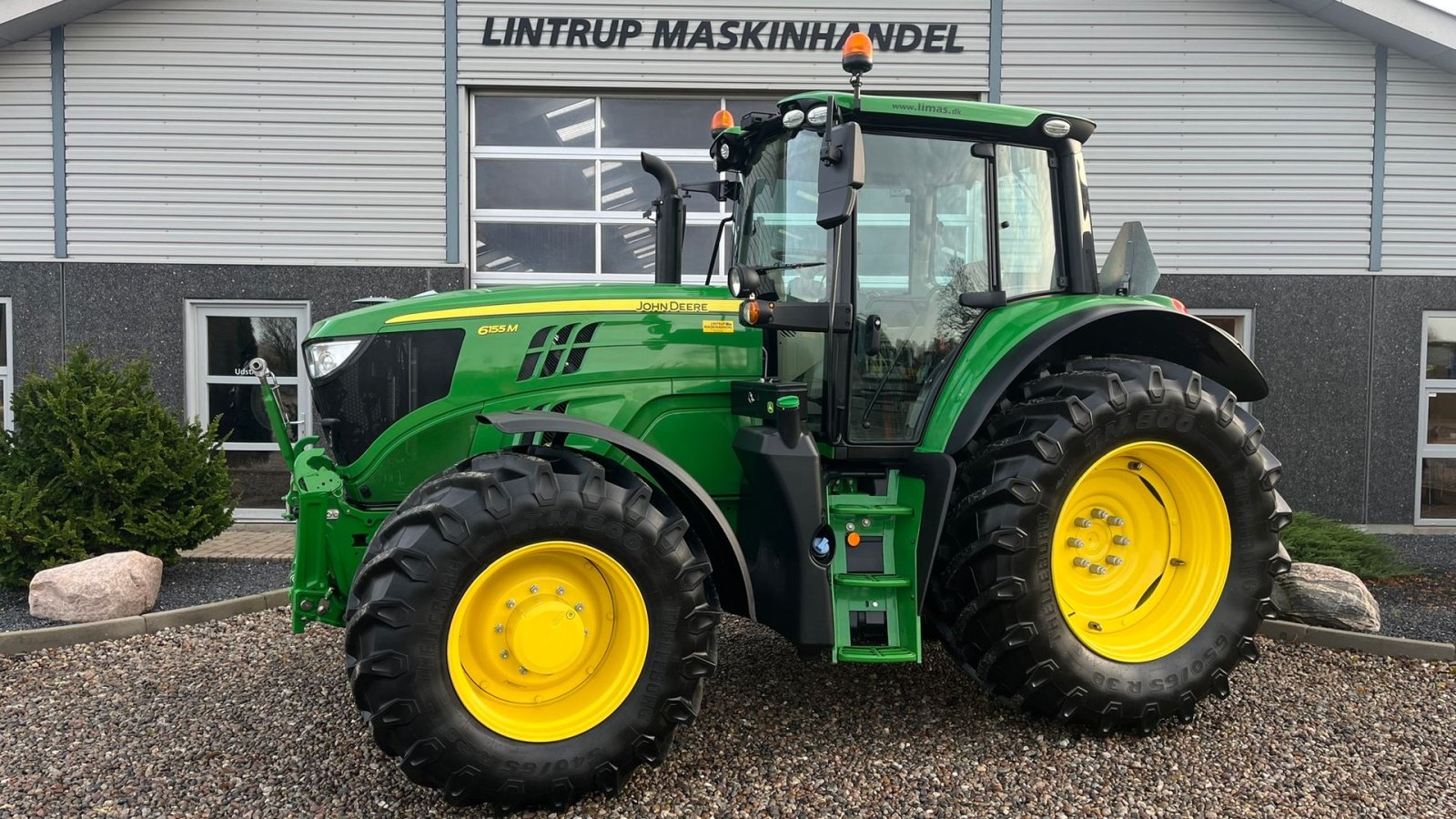 Traktor a típus John Deere 6155M KUN 980 timer, med frontlift og evt. GPS, Gebrauchtmaschine ekkor: Lintrup (Kép 1)
