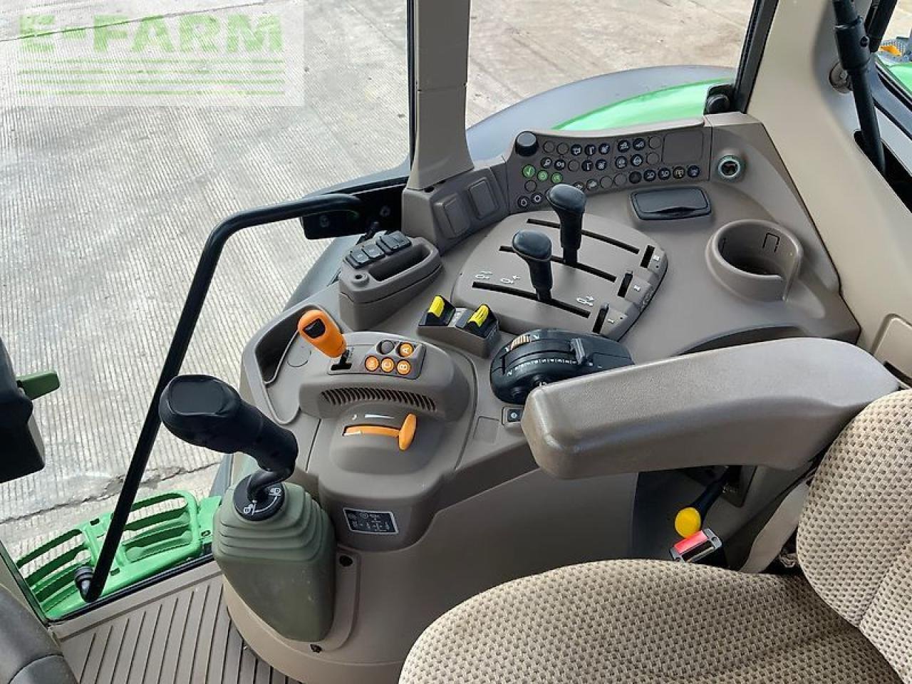 Traktor типа John Deere 6155m tractor (st26284), Gebrauchtmaschine в SHAFTESBURY (Фотография 18)
