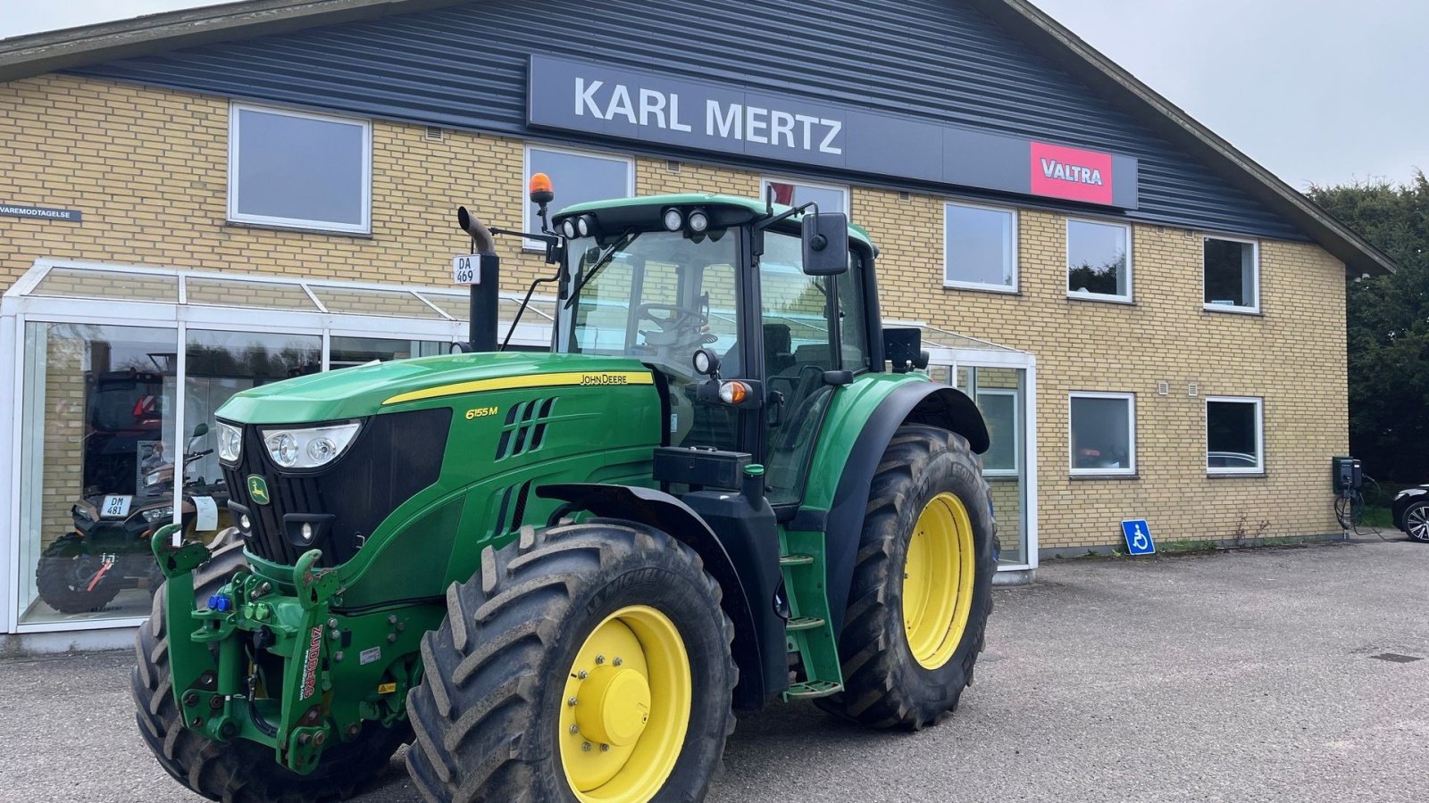 Traktor of the type John Deere 6155M, Gebrauchtmaschine in Sakskøbing (Picture 3)