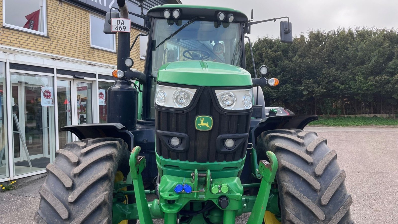 Traktor of the type John Deere 6155M, Gebrauchtmaschine in Sakskøbing (Picture 6)