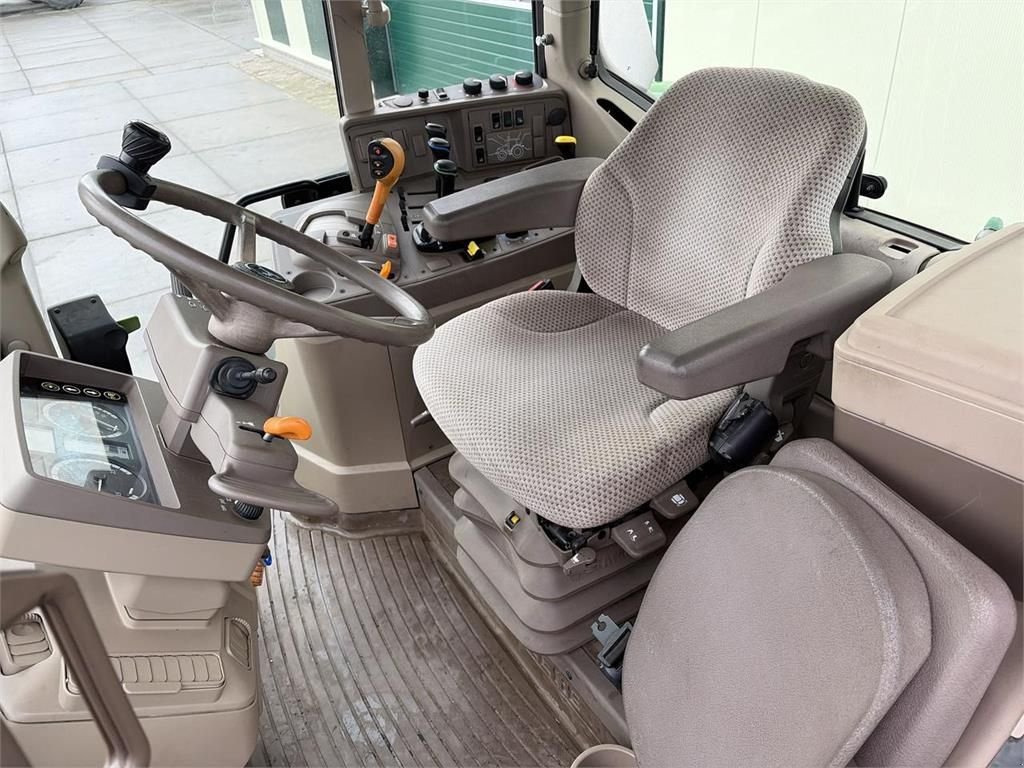 Traktor du type John Deere 6155M, Gebrauchtmaschine en Bant (Photo 8)