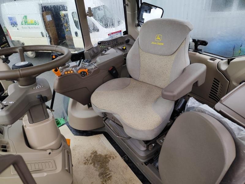 Traktor типа John Deere 6155M, Gebrauchtmaschine в SAINT GENEST D'AMBIERE (Фотография 10)