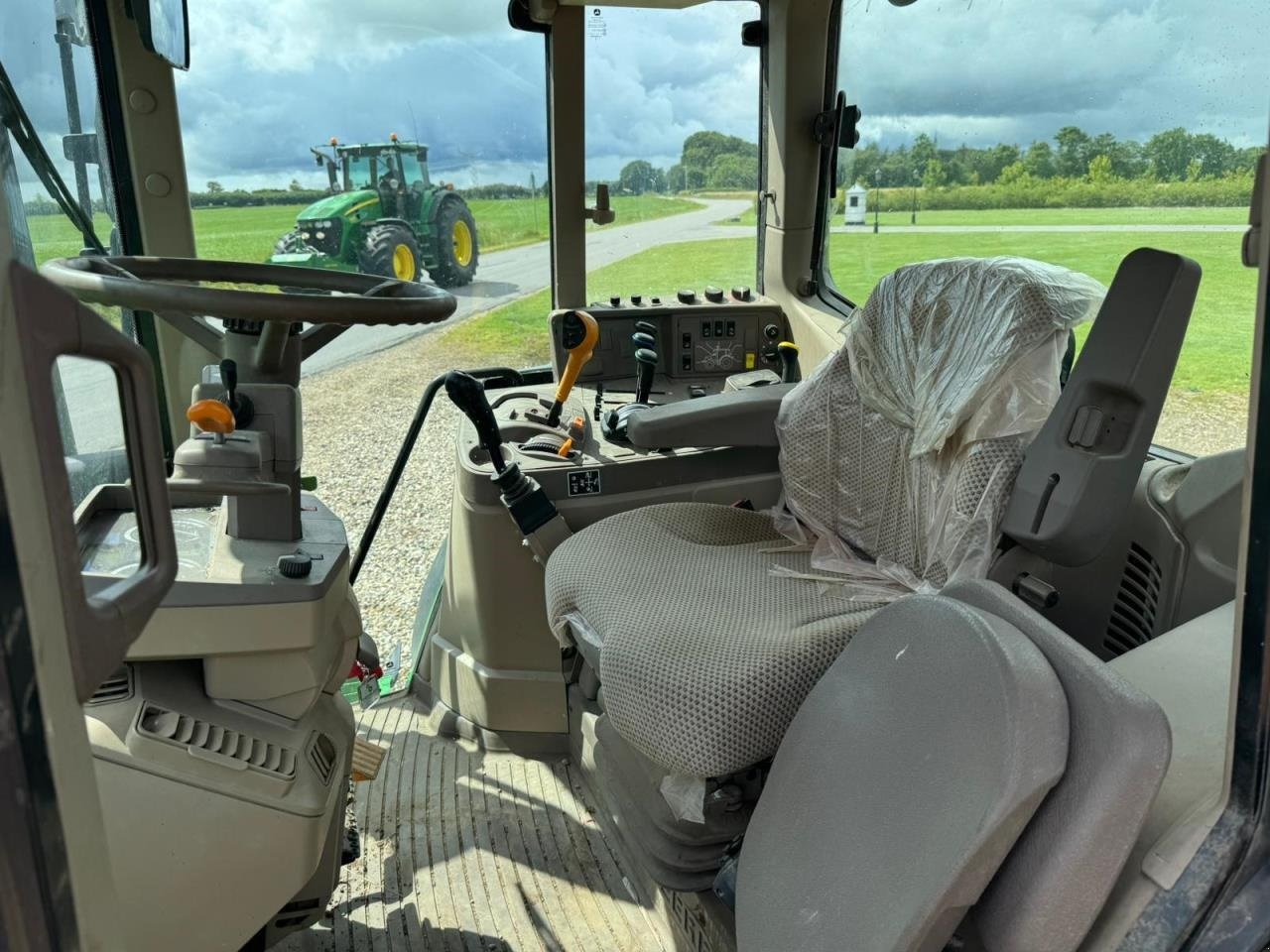 Traktor типа John Deere 6155M, Gebrauchtmaschine в Bramming (Фотография 14)