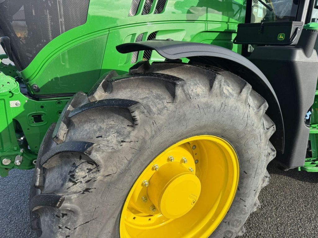 Traktor typu John Deere 6155M, Gebrauchtmaschine v GUERET (Obrázek 3)