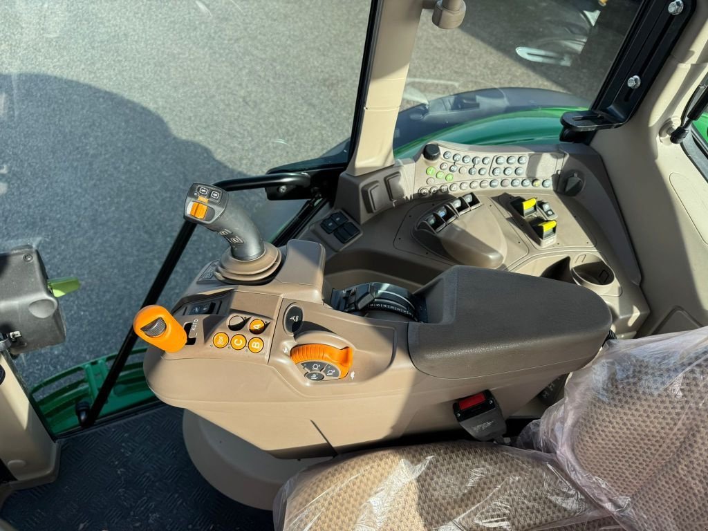 Traktor typu John Deere 6155M, Gebrauchtmaschine v GUERET (Obrázek 10)