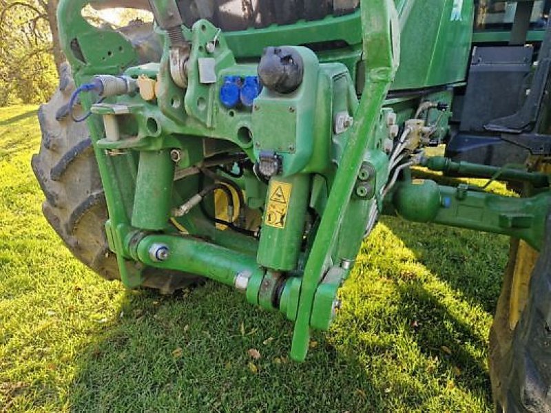 Traktor of the type John Deere 6155M, Gebrauchtmaschine in Monferran-Savès (Picture 7)