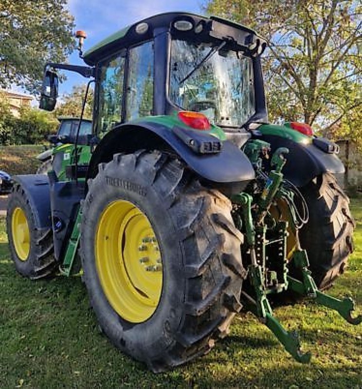 Traktor of the type John Deere 6155M, Gebrauchtmaschine in Monferran-Savès (Picture 4)