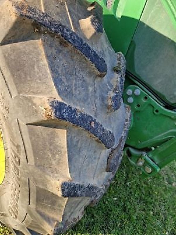 Traktor of the type John Deere 6155M, Gebrauchtmaschine in Monferran-Savès (Picture 10)