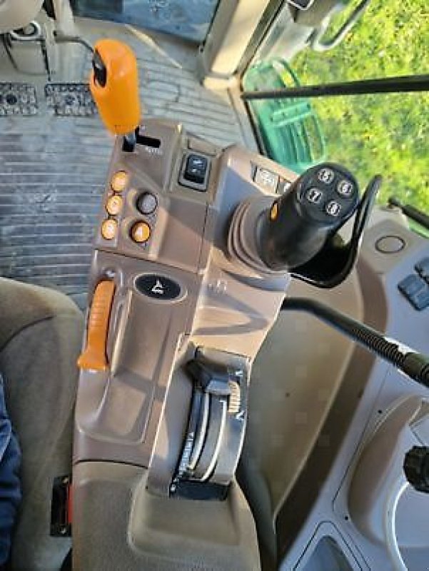 Traktor of the type John Deere 6155M, Gebrauchtmaschine in Monferran-Savès (Picture 17)