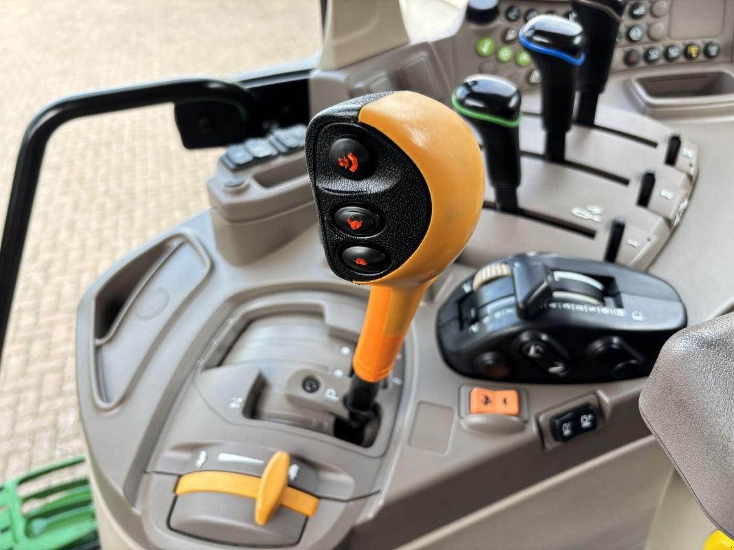 Traktor typu John Deere 6155M, Gebrauchtmaschine v Staphorst (Obrázek 11)