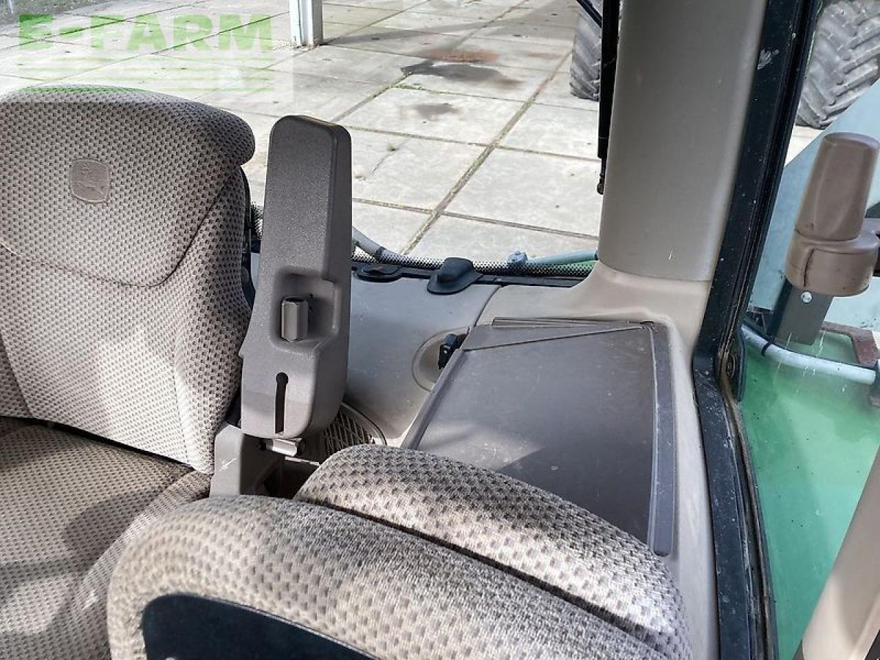 Traktor типа John Deere 6155r #59803, Gebrauchtmaschine в STEENBERGEN (Фотография 12)