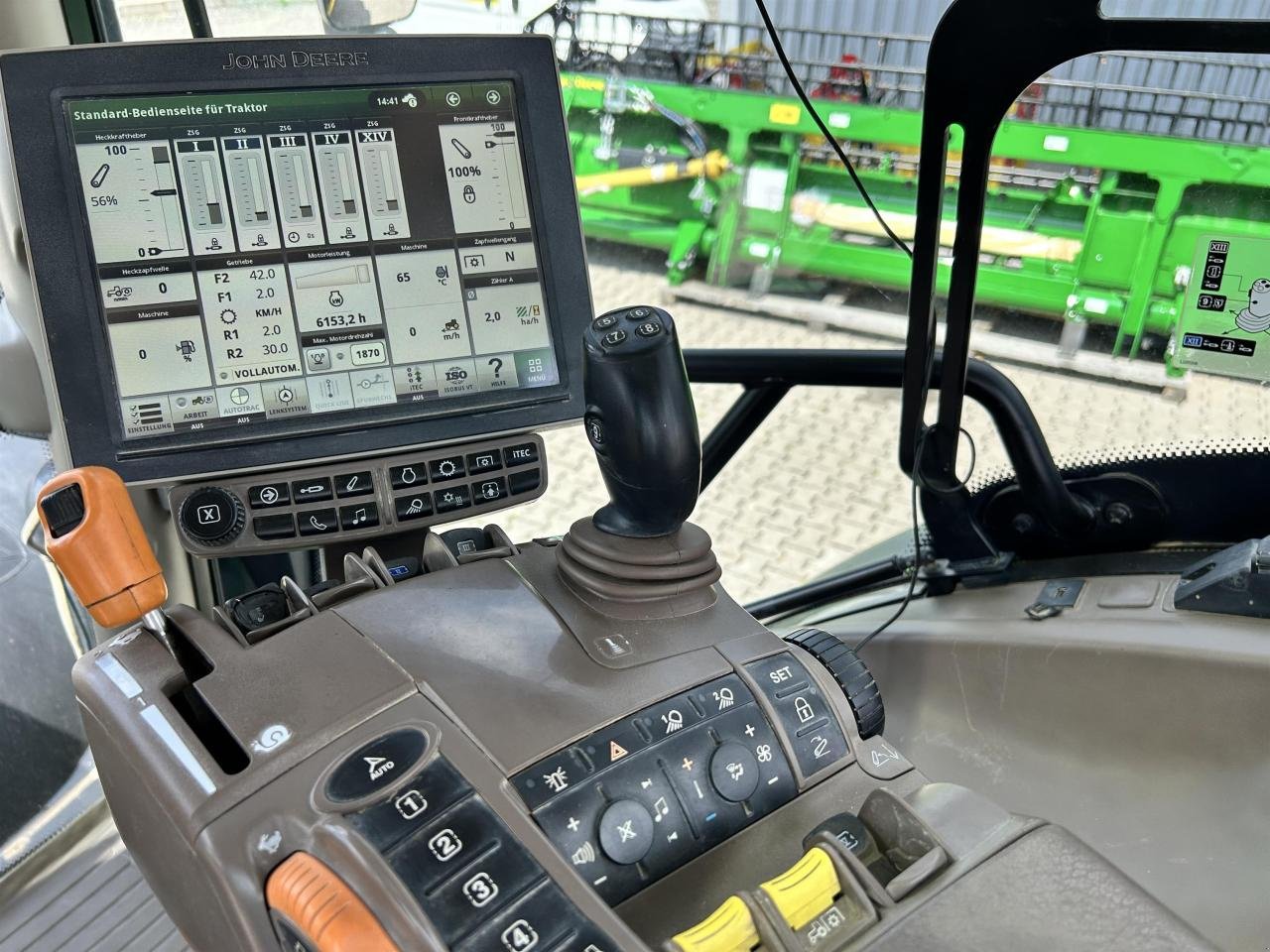 Traktor του τύπου John Deere 6155R AP40, Gebrauchtmaschine σε Zweibrücken (Φωτογραφία 8)