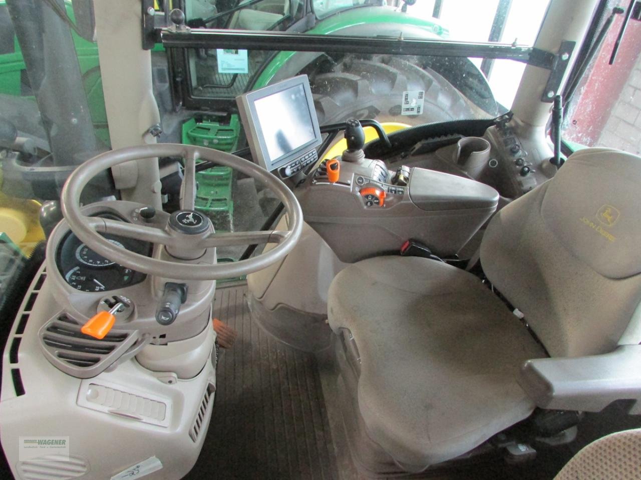 Traktor of the type John Deere 6155R  AP50, Gebrauchtmaschine in Bad Wildungen - Wega (Picture 3)