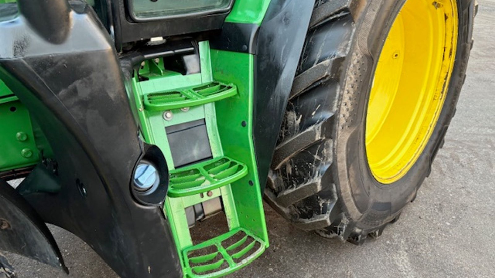 Traktor типа John Deere 6155R AUTOPOWER, AUTOTRACREADY, FRONTLIFT, Gebrauchtmaschine в Dronninglund (Фотография 3)