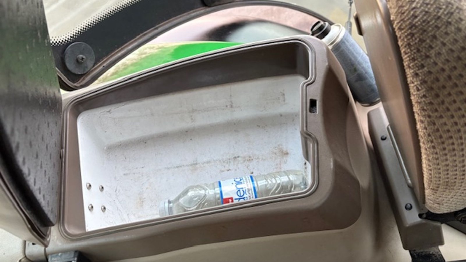 Traktor of the type John Deere 6155R AUTOPOWER, AUTOTRACREADY, FRONTLIFT, Gebrauchtmaschine in Dronninglund (Picture 18)