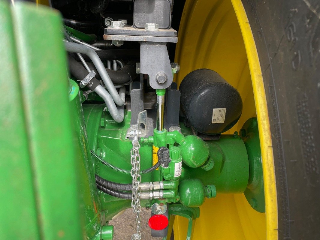 Traktor of the type John Deere 6155R AutoPowr Premium Edition, Gebrauchtmaschine in Ebeleben (Picture 5)
