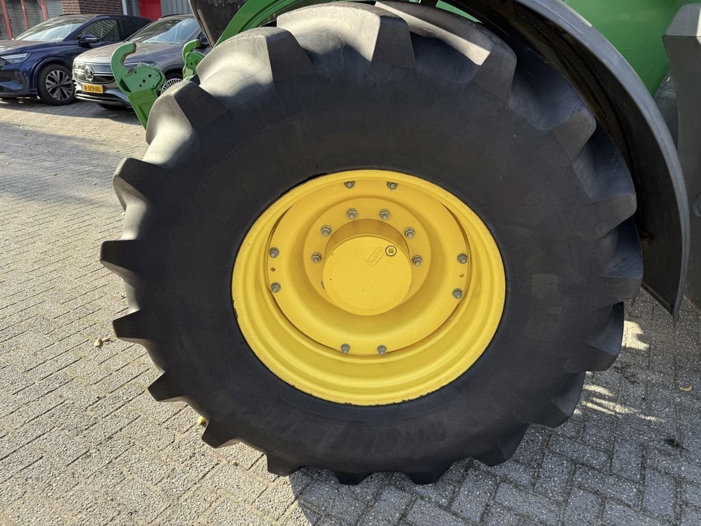Traktor типа John Deere 6155R Autopowr, Gebrauchtmaschine в Boekel (Фотография 8)