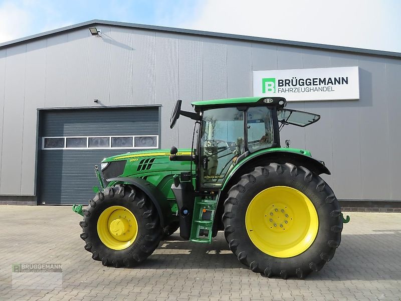 John Deere 6155R Command PRO, GPS, Ultimate Edition, ERST 1640 Stunden, Gebrauchtmaschine, Год выпуска: 2022, Отработанные часы: 1640 Количество часов (Фотография 1) Traktor типа John Deere 6155R Command PRO, GPS, Ultimate Edition, ERST 1640 Stunden, Gebrauchtmaschine в Meppen (Фотография 1)