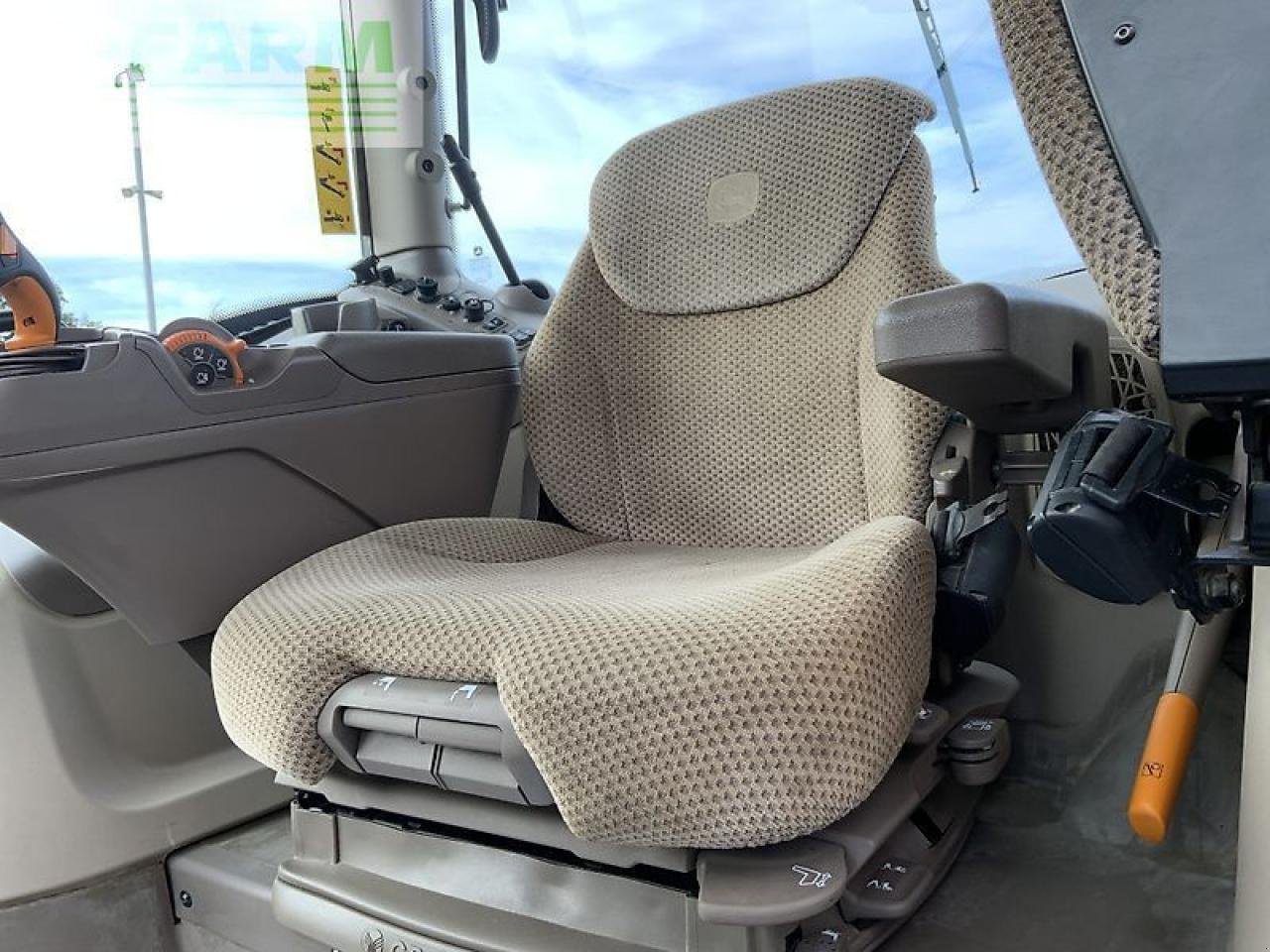 Traktor типа John Deere 6155r premium edition tractor (st24649), Gebrauchtmaschine в SHAFTESBURY (Фотография 17)