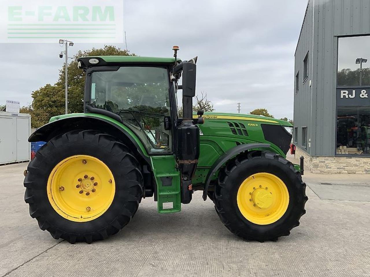 Traktor tipa John Deere 6155r tractor (st24081), Gebrauchtmaschine u SHAFTESBURY (Slika 1)