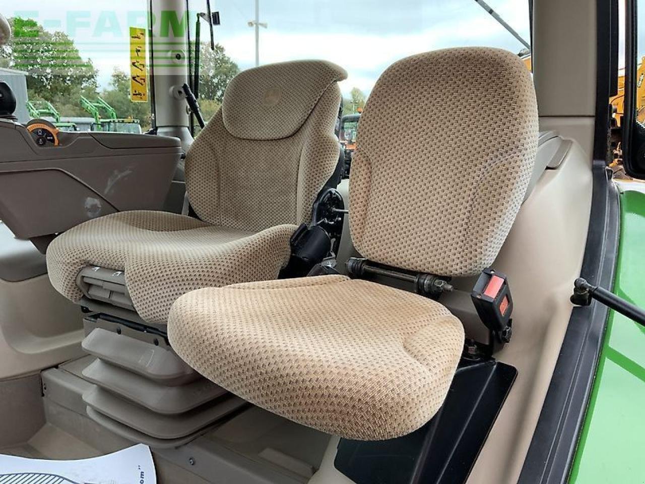 Traktor of the type John Deere 6155r tractor (st24081), Gebrauchtmaschine in SHAFTESBURY (Picture 16)