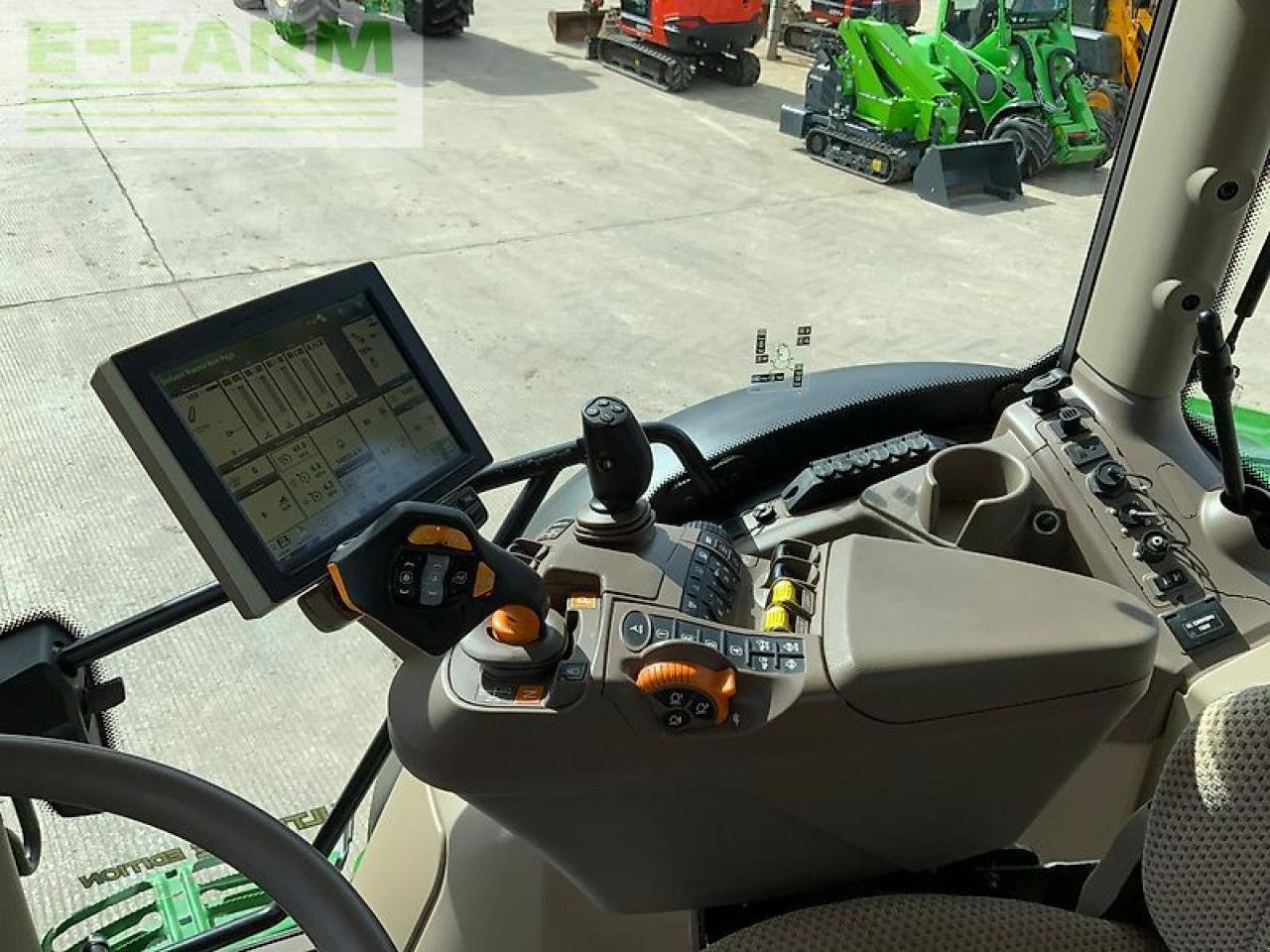 Traktor of the type John Deere 6155r ultimate edition tractor (st26019), Gebrauchtmaschine in SHAFTESBURY (Picture 23)