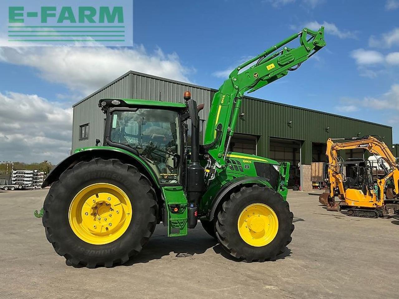 Traktor of the type John Deere 6155r ultimate edition tractor, Gebrauchtmaschine in SHAFTESBURY (Picture 1)