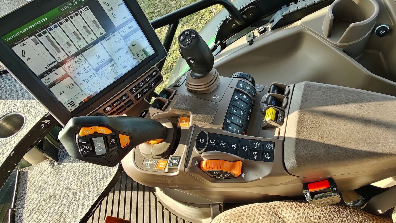 Traktor typu John Deere 6155R, Gebrauchtmaschine v Holstebro (Obrázok 12)