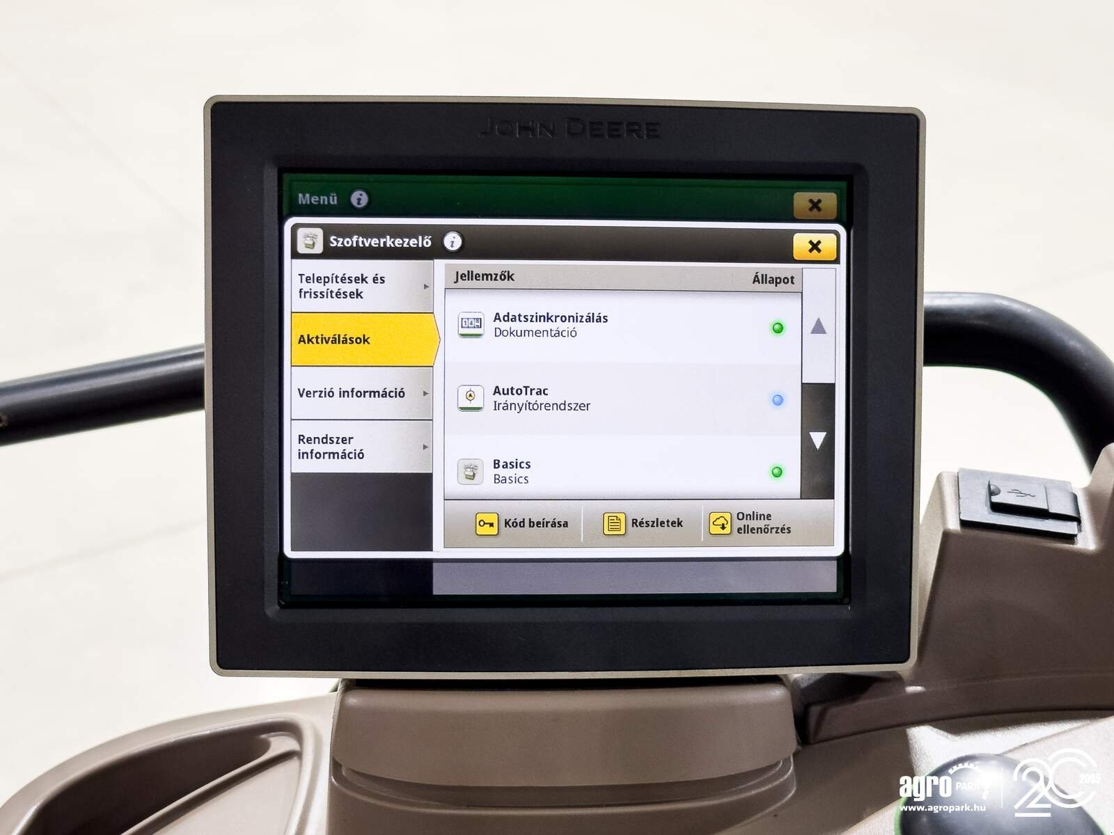 Traktor of the type John Deere 6155R, Gebrauchtmaschine in Csengele (Picture 23)