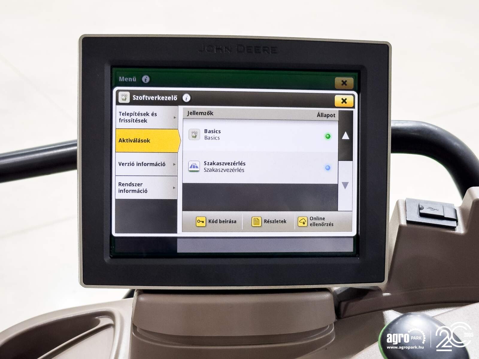 Traktor of the type John Deere 6155R, Gebrauchtmaschine in Csengele (Picture 24)