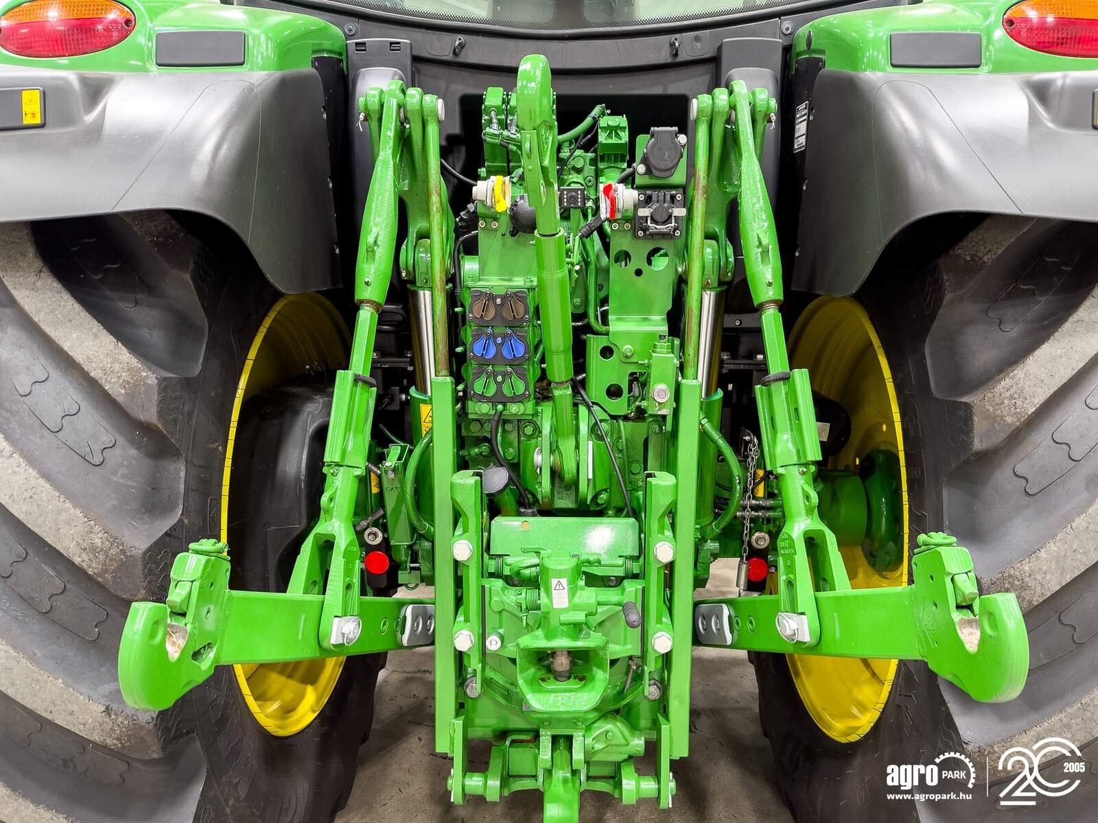 Traktor типа John Deere 6155R, Gebrauchtmaschine в Csengele (Фотография 7)
