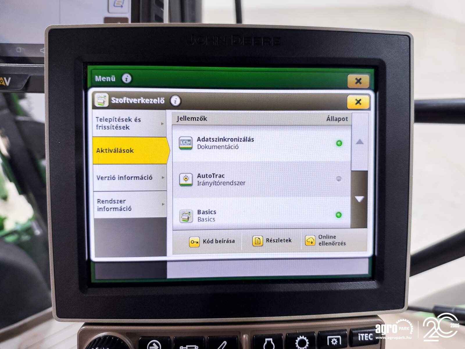 Traktor типа John Deere 6155R, Gebrauchtmaschine в Csengele (Фотография 20)