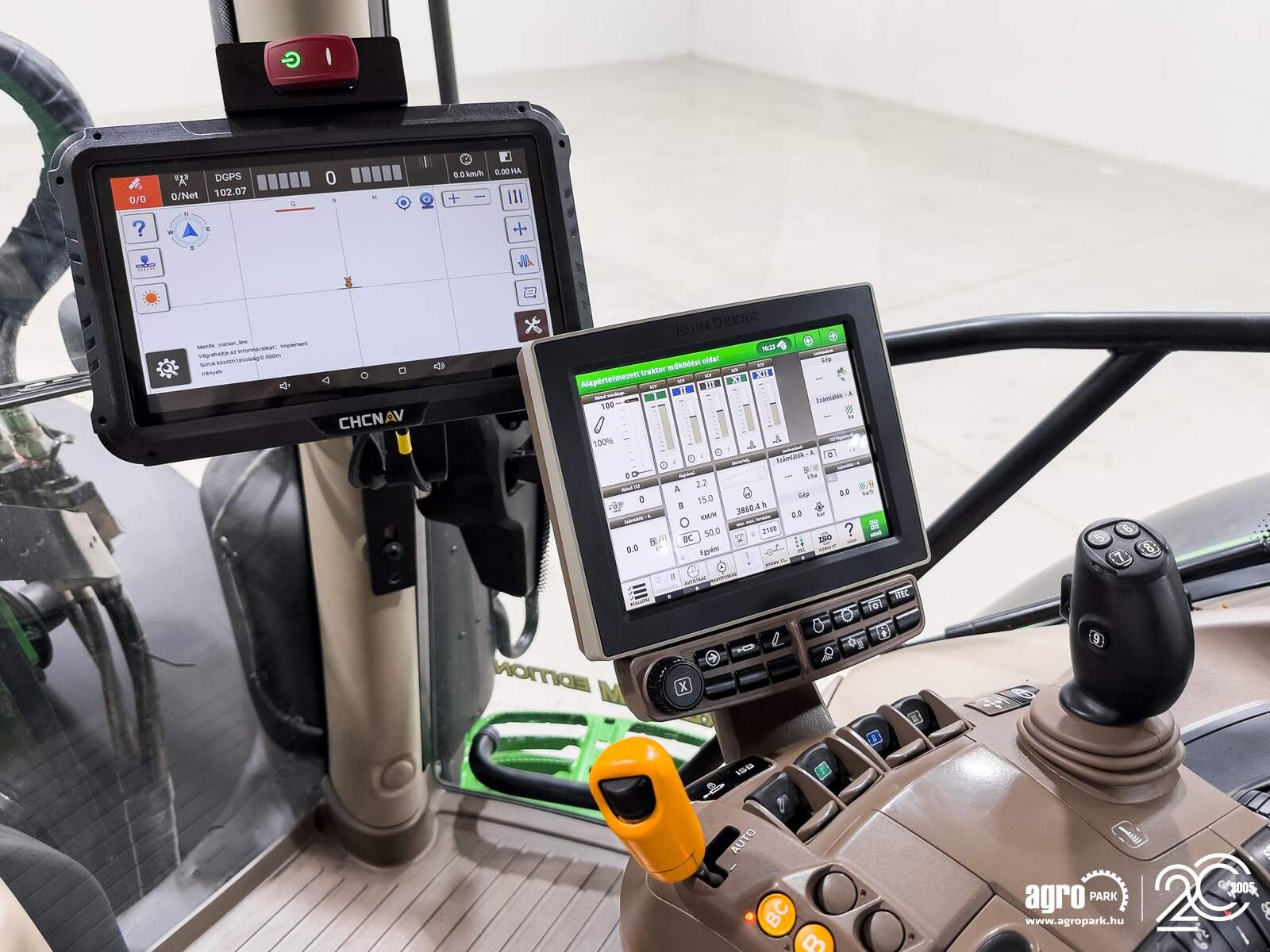 Traktor типа John Deere 6155R, Gebrauchtmaschine в Csengele (Фотография 25)