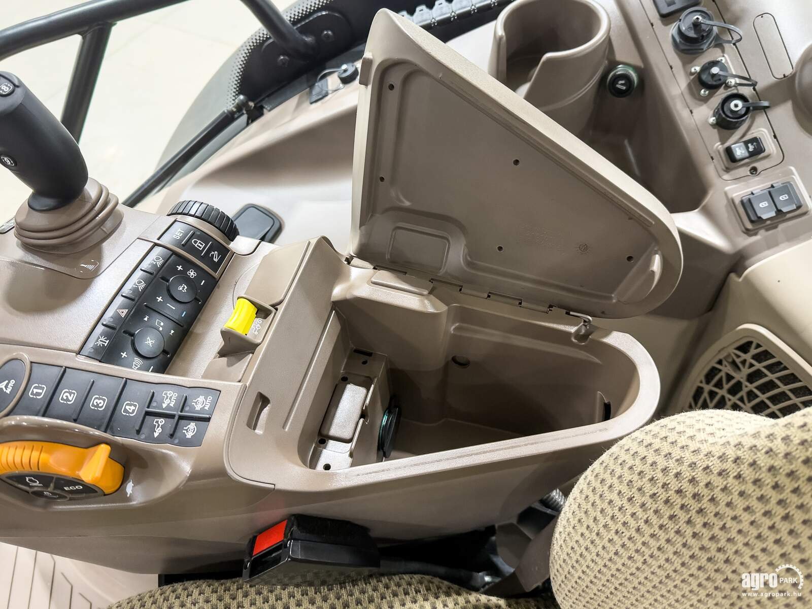 Traktor a típus John Deere 6155R, Gebrauchtmaschine ekkor: Csengele (Kép 16)