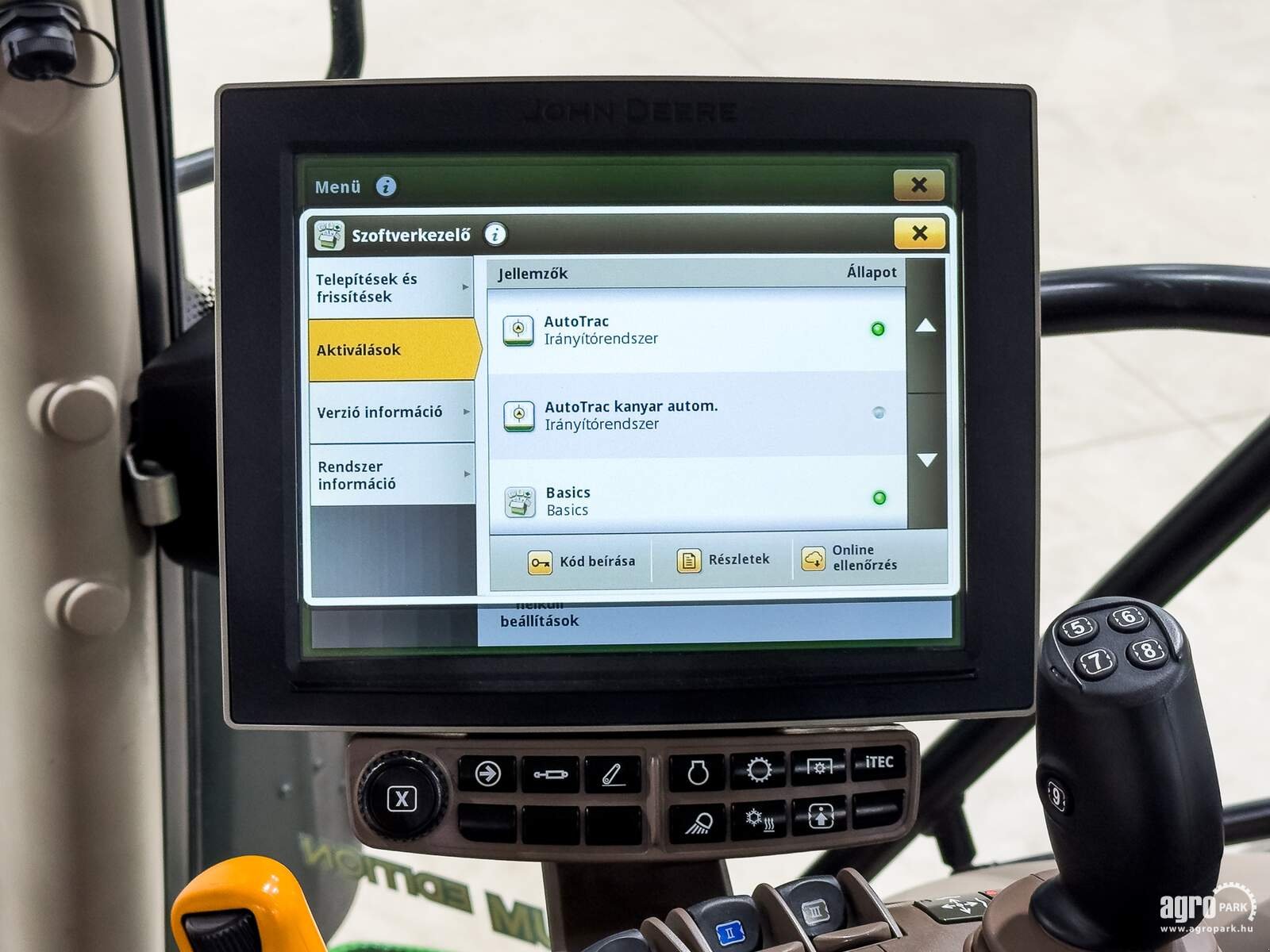 Traktor типа John Deere 6155R, Gebrauchtmaschine в Csengele (Фотография 25)