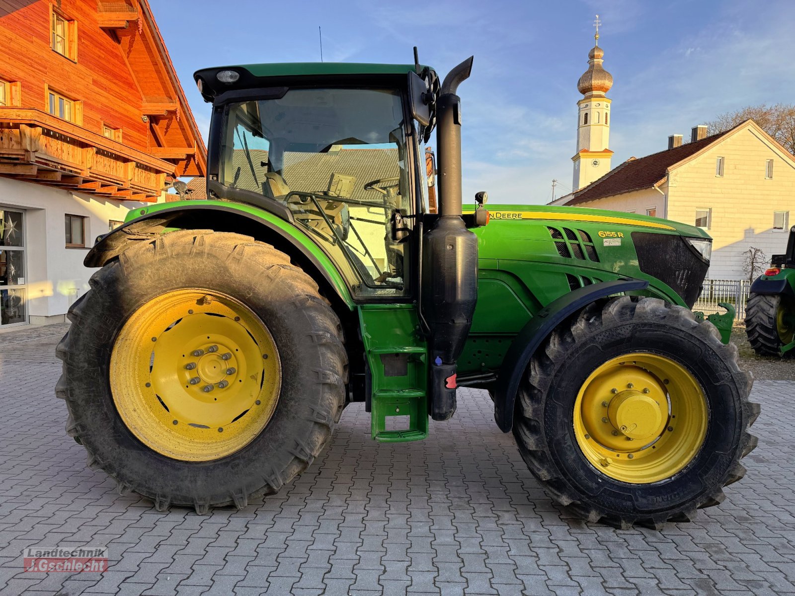 Traktor van het type John Deere 6155R, Gebrauchtmaschine in Mühldorf (Foto 9)