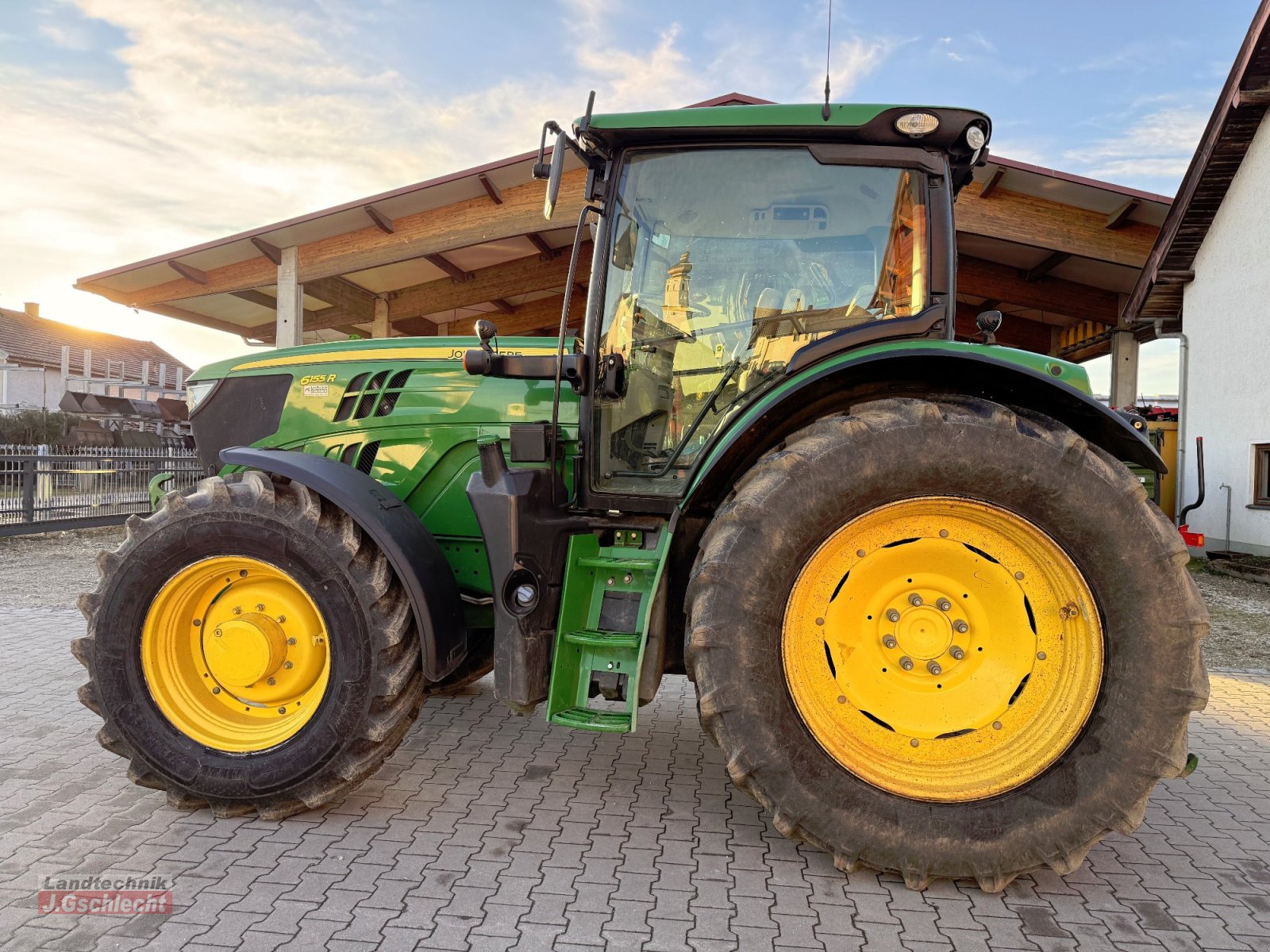 Traktor van het type John Deere 6155R, Gebrauchtmaschine in Mühldorf (Foto 14)