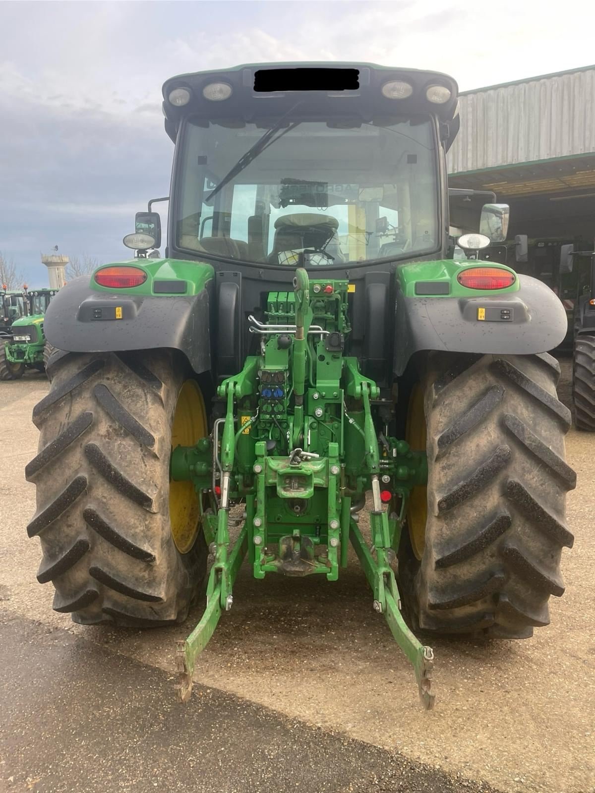 Traktor типа John Deere 6155R, Gebrauchtmaschine в BOSC LE HARD (Фотография 5)