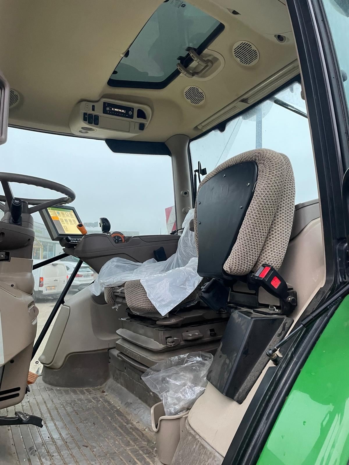 Traktor typu John Deere 6155R, Gebrauchtmaschine v BOSC LE HARD (Obrázek 9)