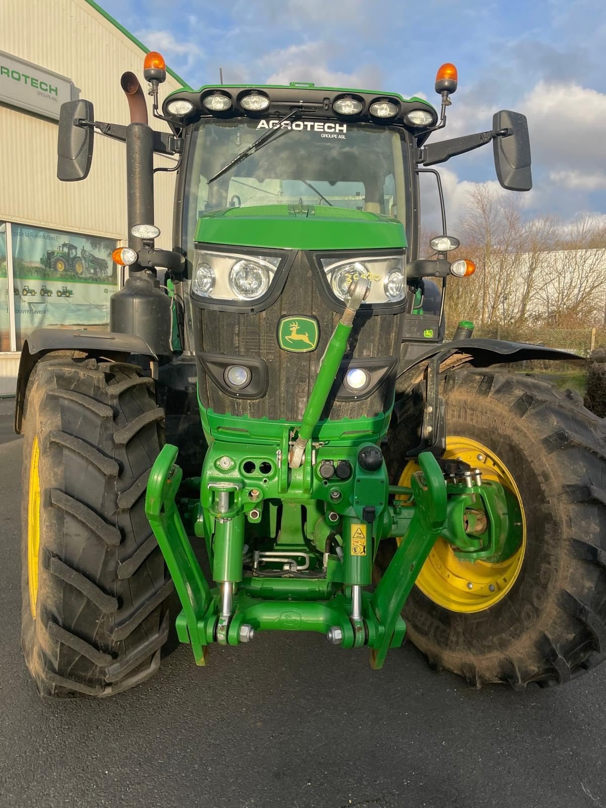 Traktor typu John Deere 6155R, Gebrauchtmaschine v BOSC LE HARD (Obrázek 3)