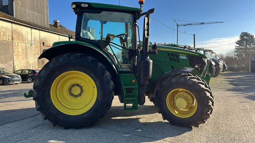 Traktor des Typs John Deere 6155R, Gebrauchtmaschine in BOSC LE HARD (Bild 3)