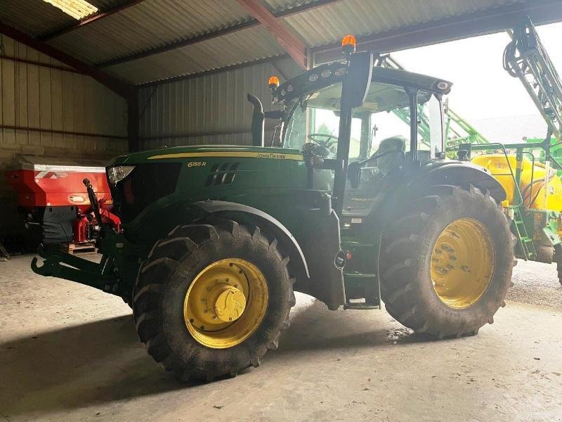 Traktor typu John Deere 6155R, Gebrauchtmaschine w SAINT-GERMAIN DU PUY (Zdjęcie 1)