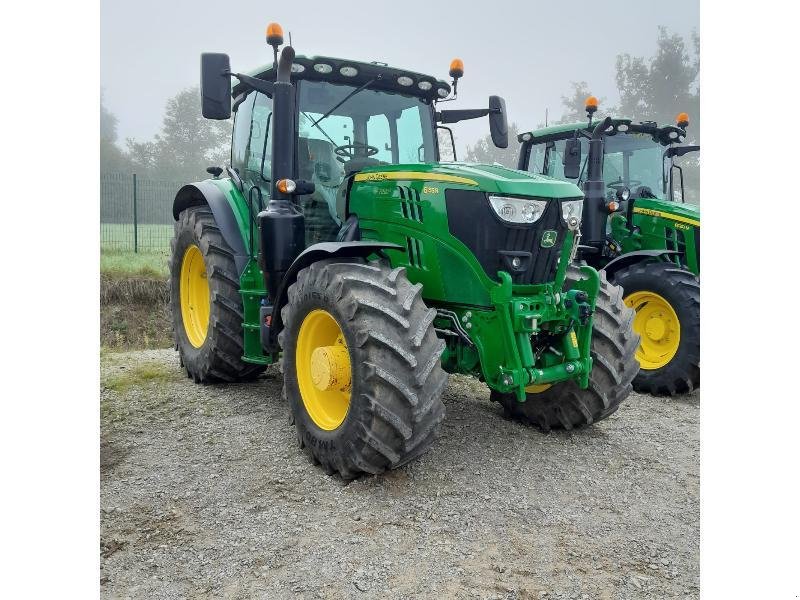 Traktor des Typs John Deere 6155R, Gebrauchtmaschine in SAINT-GERMAIN DU PUY (Bild 2)
