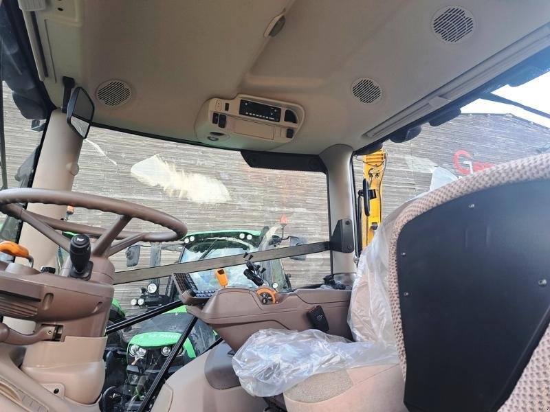 Traktor typu John Deere 6155R, Gebrauchtmaschine w SAINT-GERMAIN DU PUY (Zdjęcie 8)