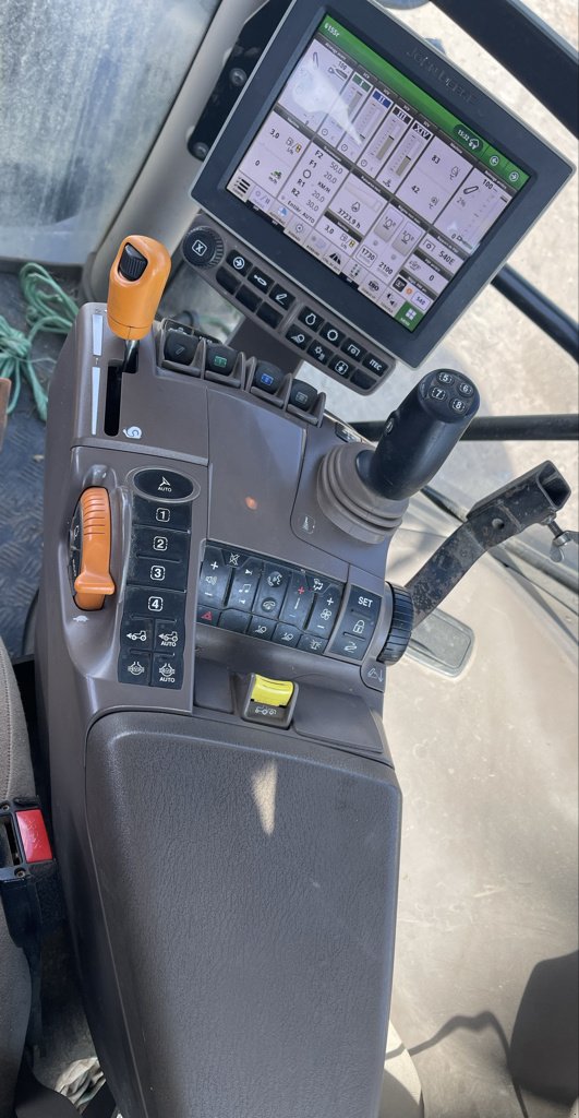 Traktor tip John Deere 6155R, Gebrauchtmaschine in COULVAIN (Poză 3)