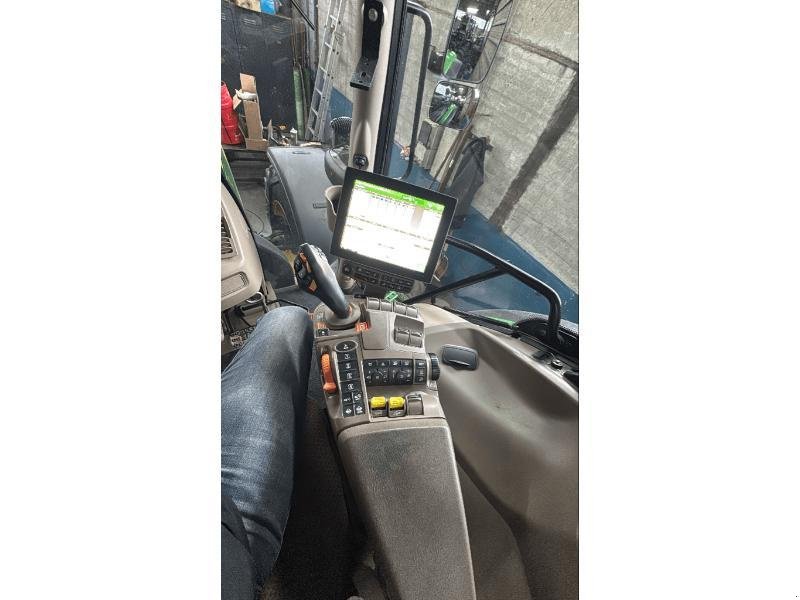 Traktor от тип John Deere 6155R, Gebrauchtmaschine в Wargnies Le Grand (Снимка 8)