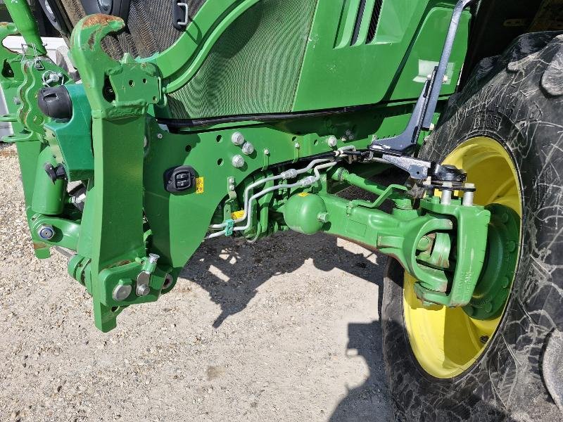 Traktor типа John Deere 6155R, Gebrauchtmaschine в BRAY en Val (Фотография 11)